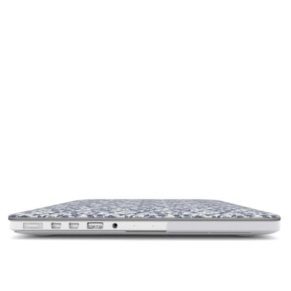 Ashen Whispers – Coque pour MacBook®
