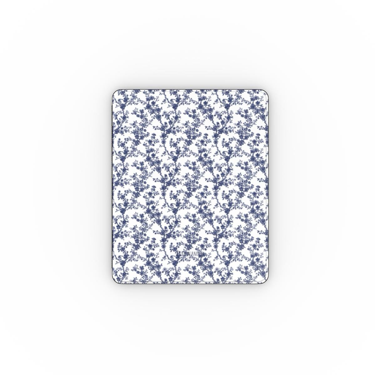 Collection Azure Botanics | Midnight Bloom | Étui de protection floral bleu indigo profond avec porte-stylet